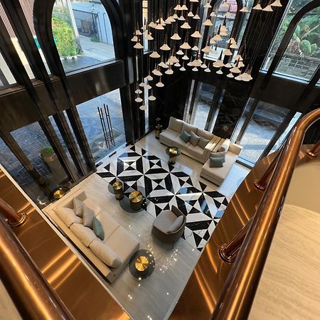 Arni Skye Hotel Банкок Екстериор снимка