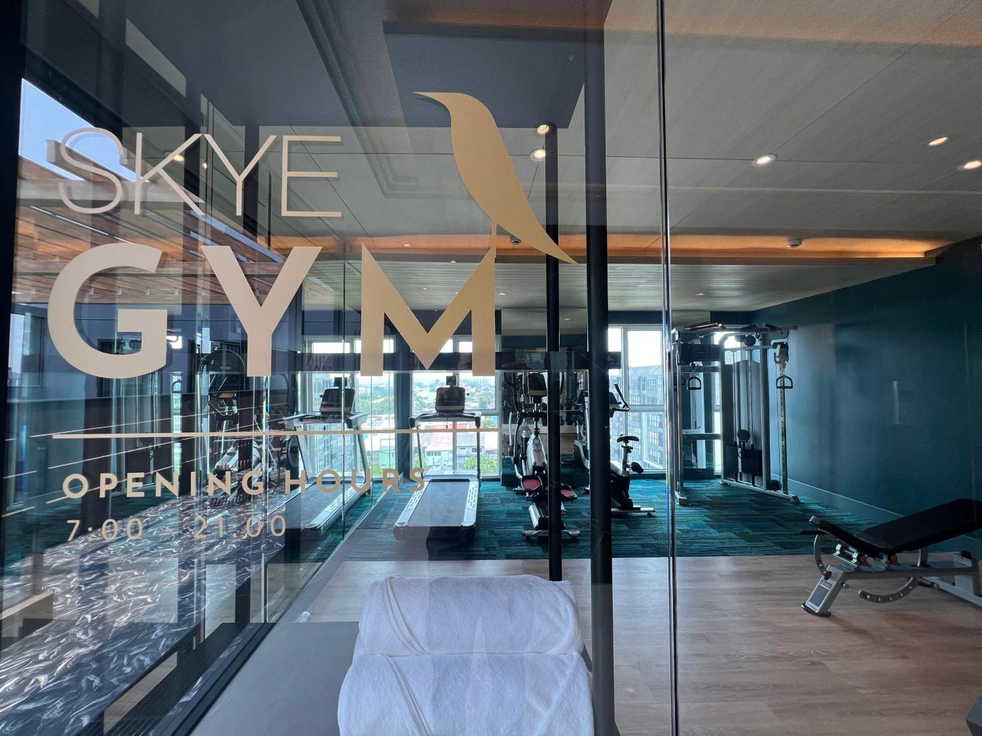 Arni Skye Hotel Банкок Екстериор снимка