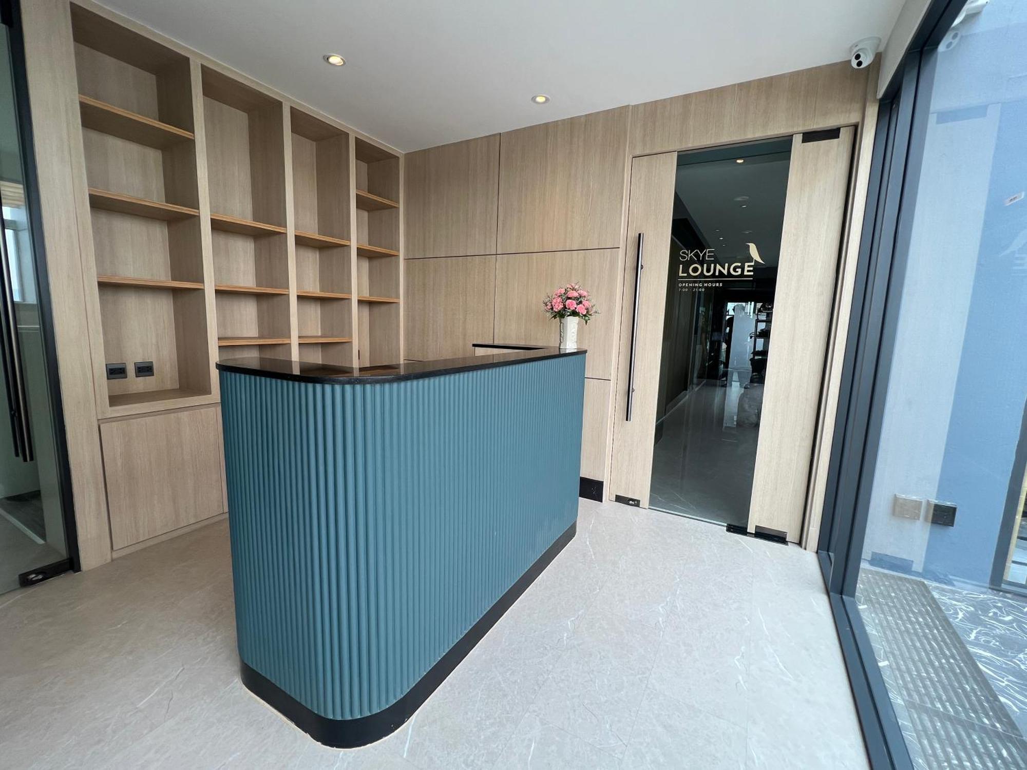 Arni Skye Hotel Банкок Екстериор снимка